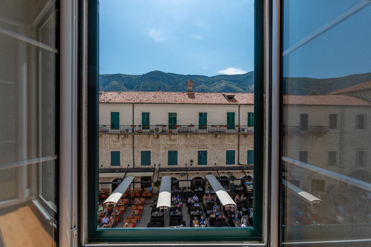 Old Town Clock Tower Apartment Kotor Exterior photo